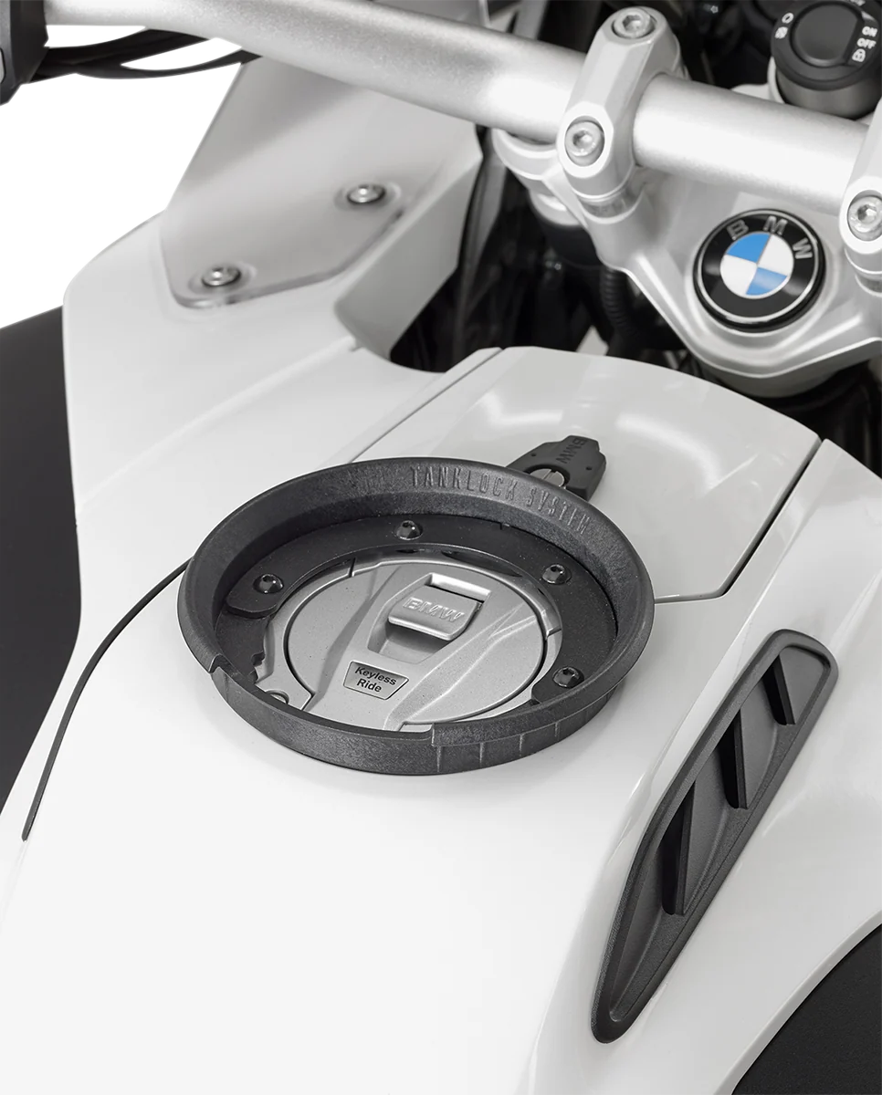 Givi BF17 Tanklock Tank Bag Ring BMW R1200GS / Adventure / R1200RT / R1250RT / R1250GS Adventure - Image 2