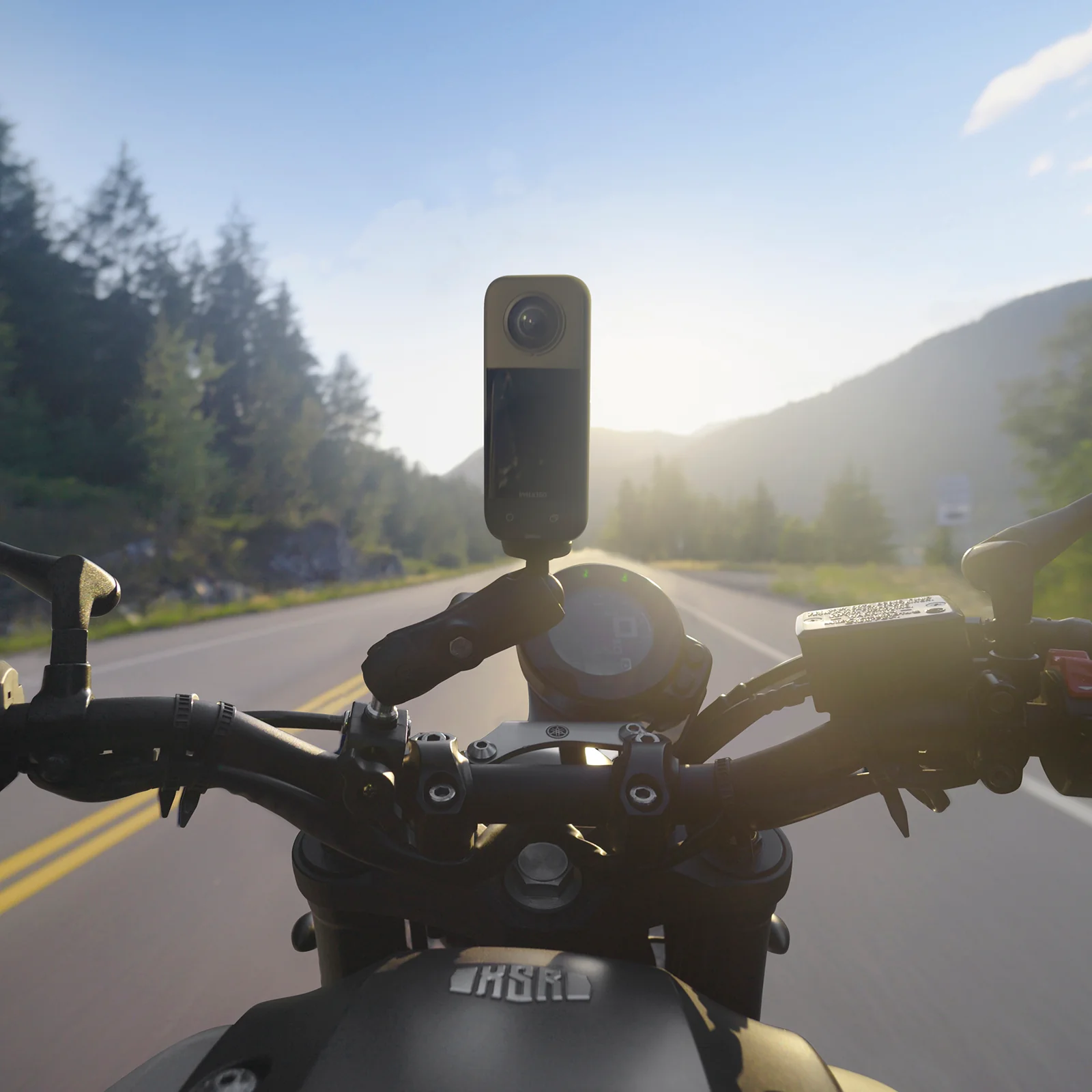 Insta360 X3 Motorcycle Bundle - Image 4