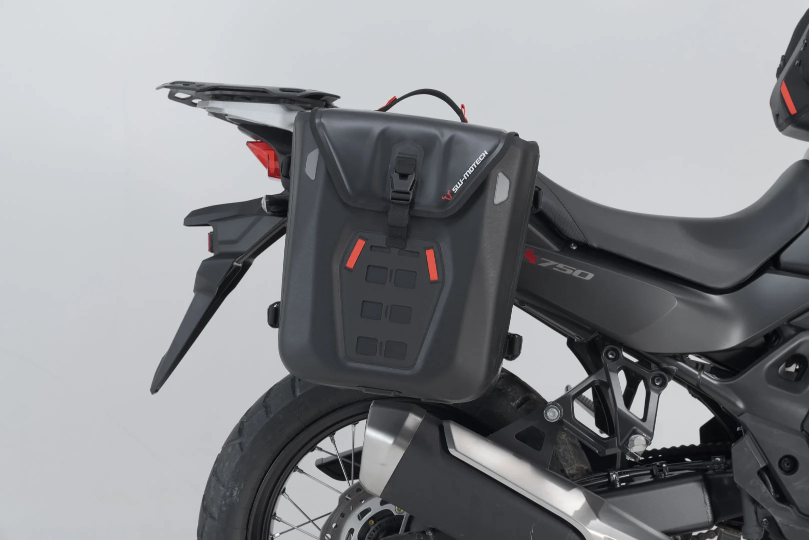 SW-Motech SysBag Side Bag System - Honda XL750R Transalp '24 - Image 6