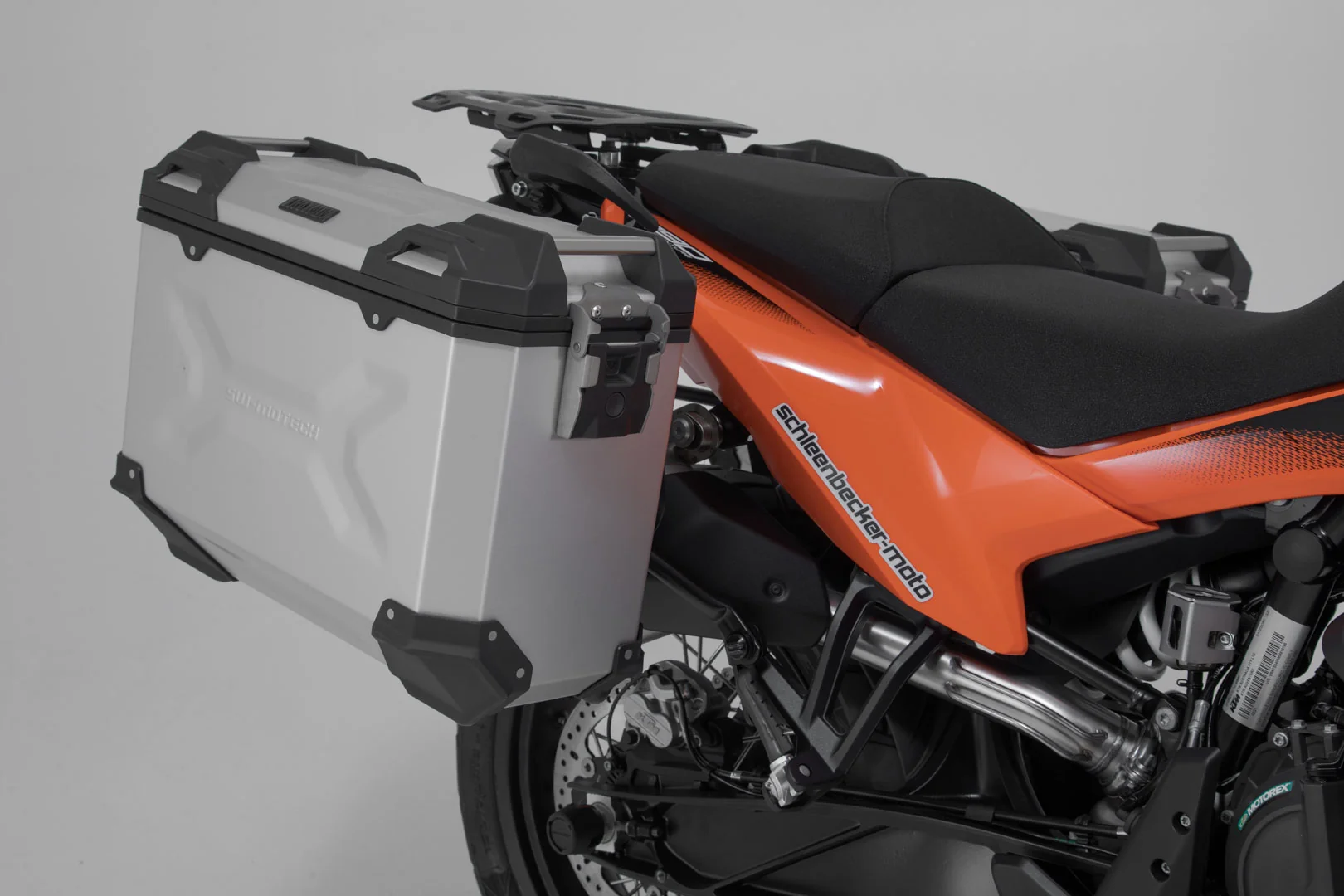 SW-Motech TRAX ADV Aluminum Case System - Silver - KTM Adventure 790/890/SMT 890 '19-'24 - Image 7